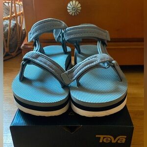 Teva Women Flatform Universal Mesh Print Sandals
